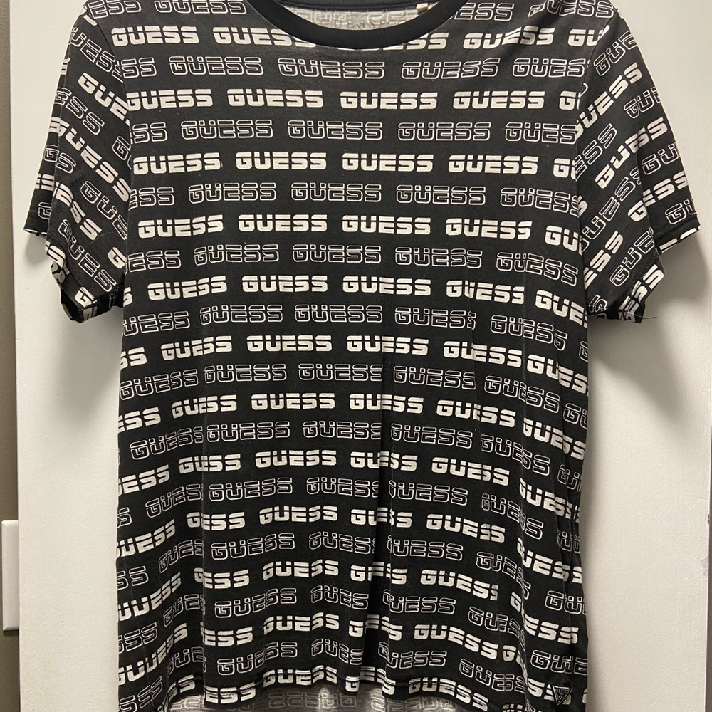 Guess Repeat Logo Tee
